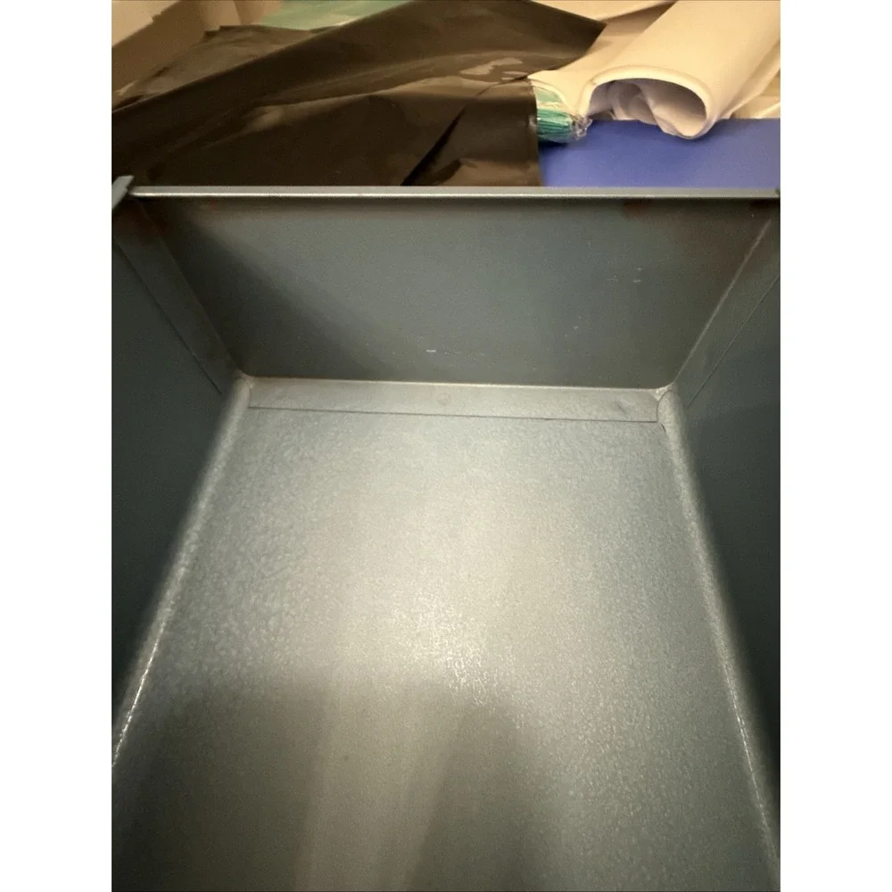 Smith-Victor ground box